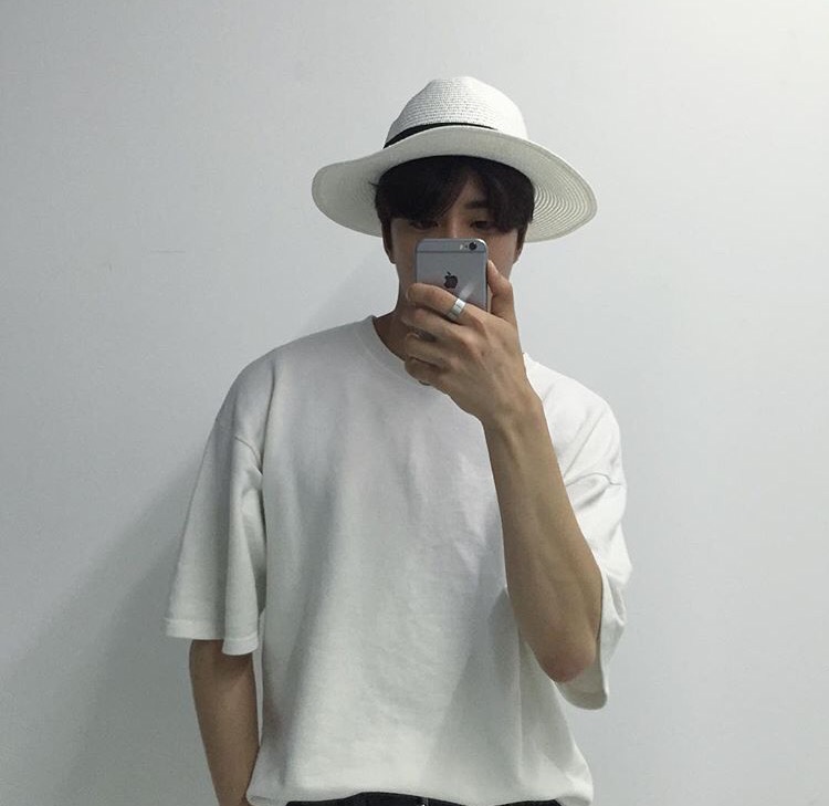 欧阳睿凡纯