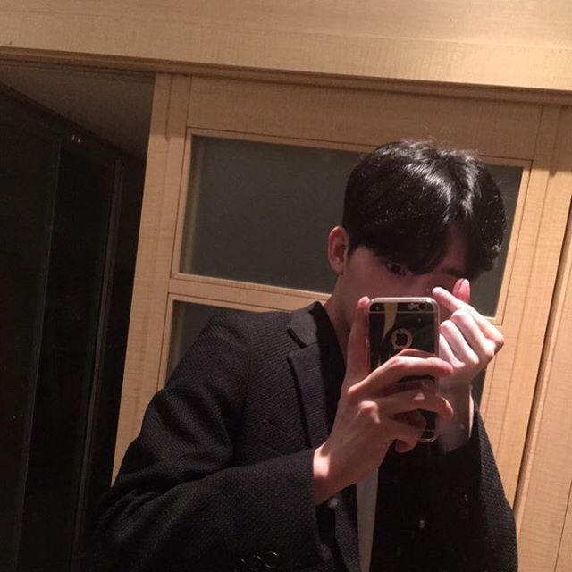 钱行苑钧