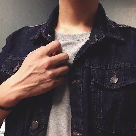 东霄睿琦