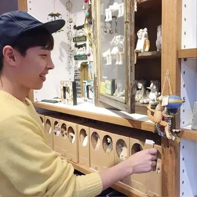霍香德春