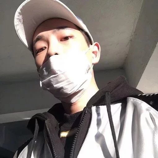 石利宽筠