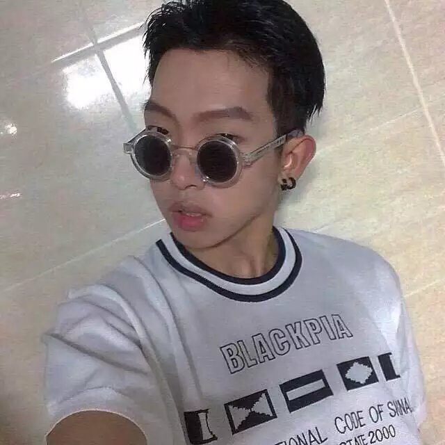 文楠咏惠