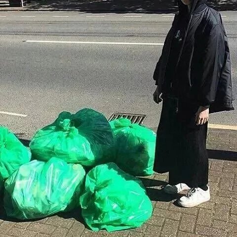 严香叶婷