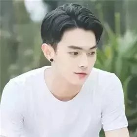 东方苇伟欢