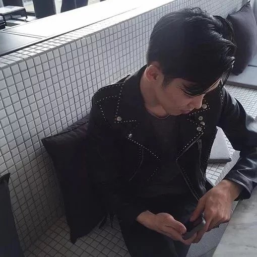 贡威勇龙